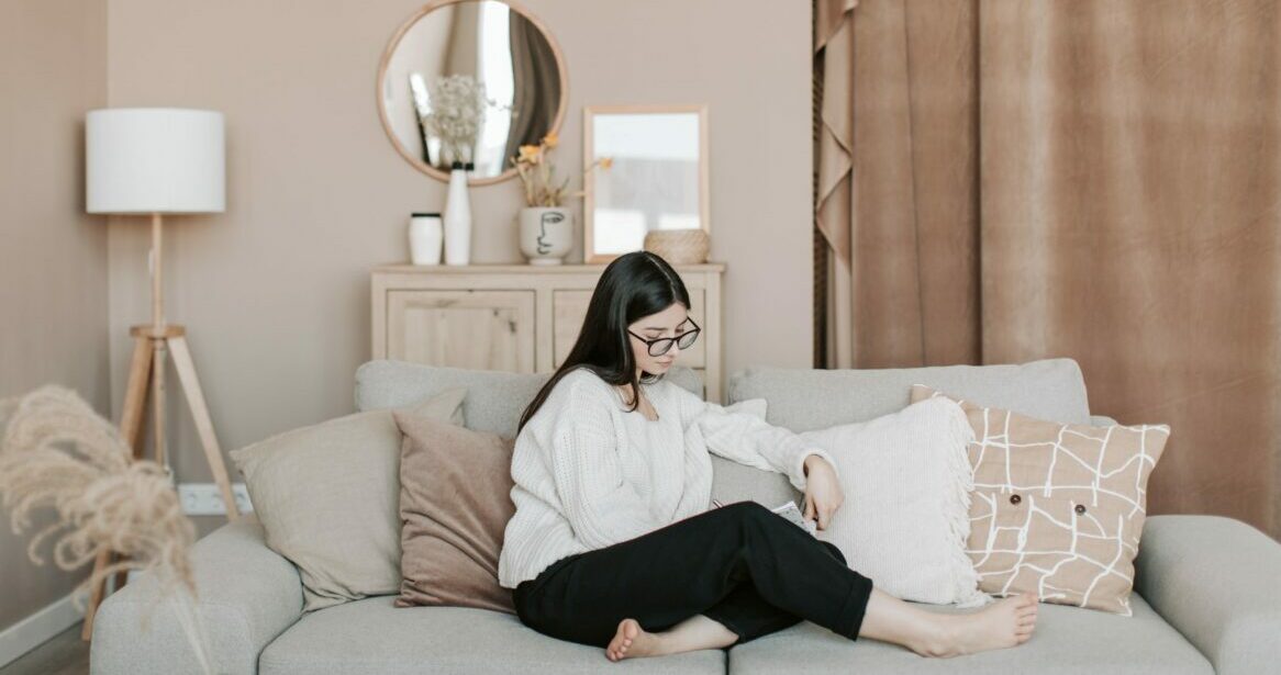 RockYourEntrepreneurialWorkLifeBalance-FemaleFounderSpace-Journaling