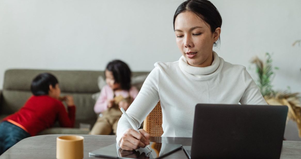 MakeitAsaMompreneur - FemaleFounderSpace-GrowYourBusiness