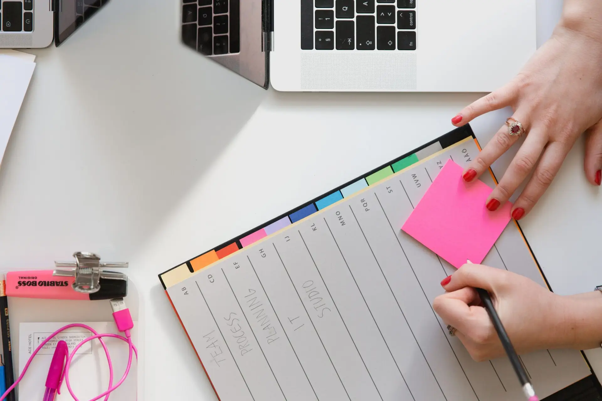How to stay focused while taking an online course?