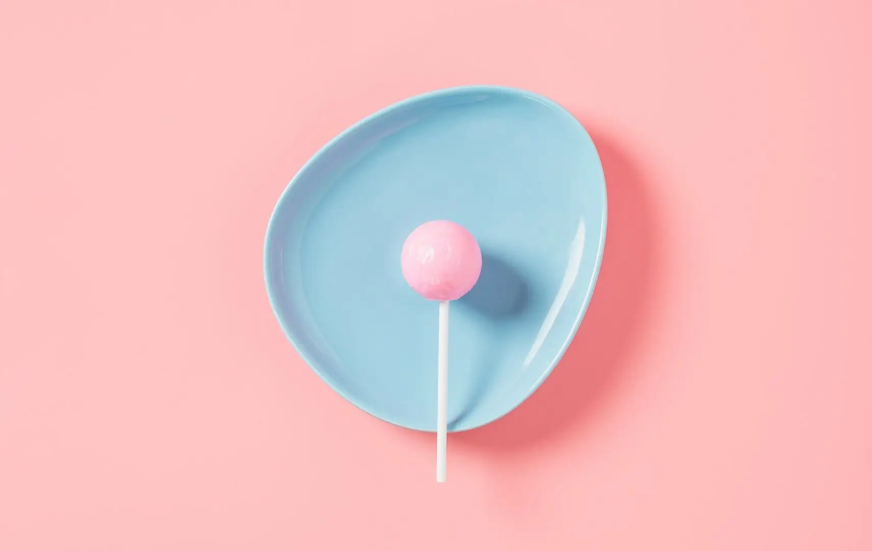 Brand Identity - Photo example with the plate